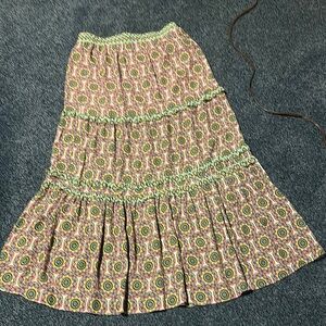 Nicole Miller xl tiered ruffle maxi skirt Floral Patterned Skirt - Multicolor